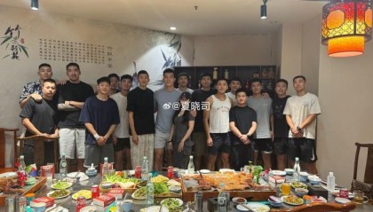 媒体人晒山东聚餐：欢迎陈林坚 祝贺郭凯新婚快乐 高诗岩荣耀归来